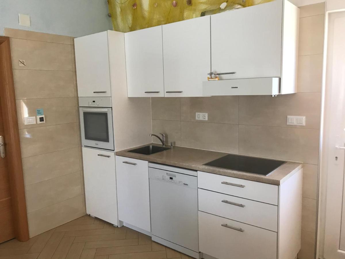 Apartment Klara Krk Town Kültér fotó