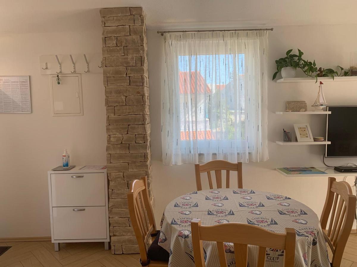 Apartment Klara Krk Town Kültér fotó