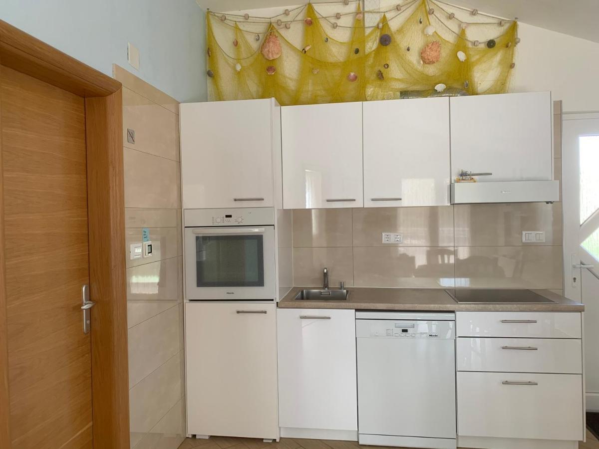Apartment Klara Krk Town Kültér fotó